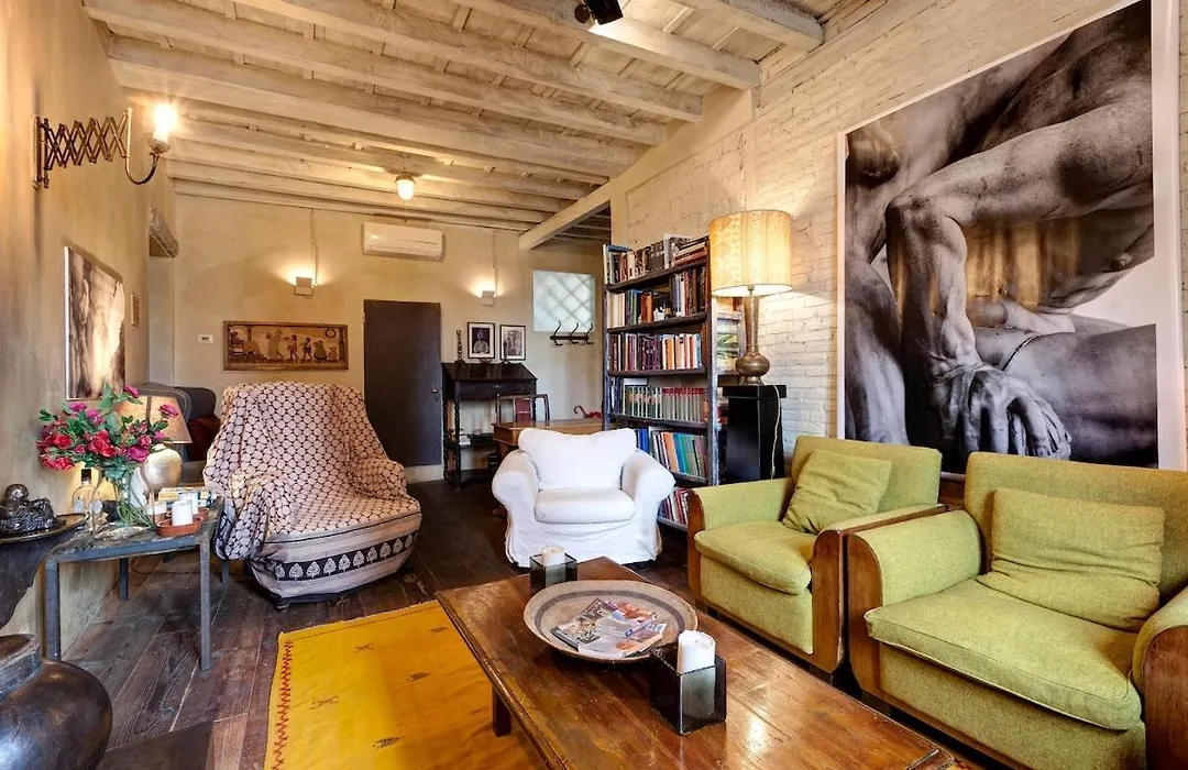 Charming Hideaway In Florence Old Town-1